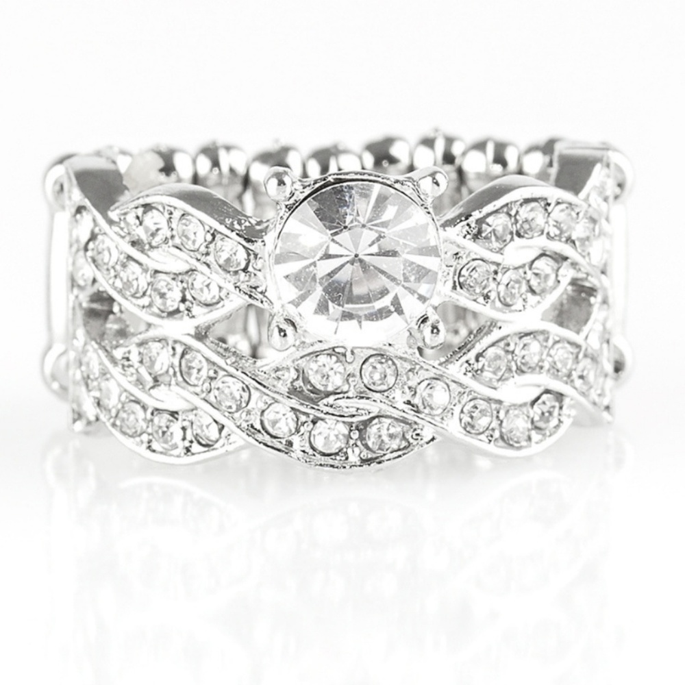 Ring - Adjustable Fairytale Fabulous White Gem